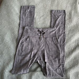 Lululemon leggings size 4/6